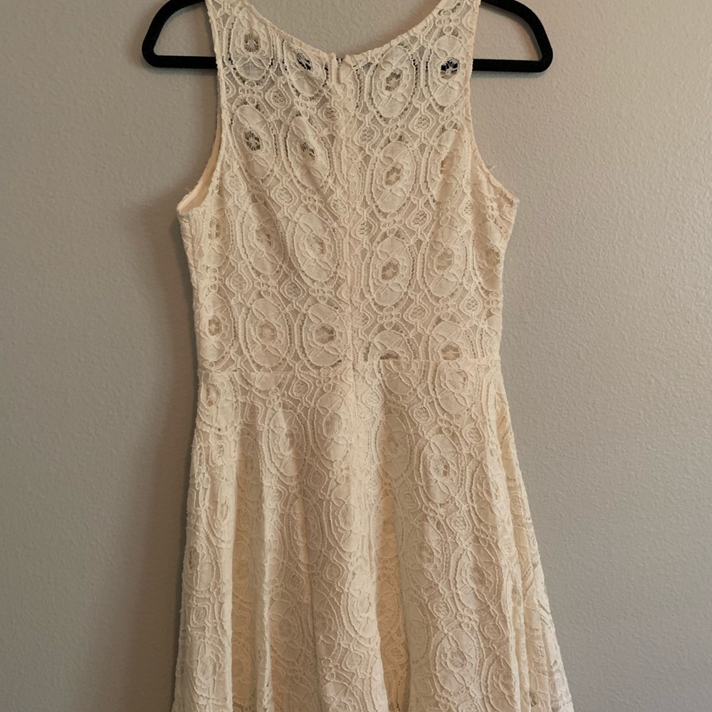 BB Dakota Cream dress